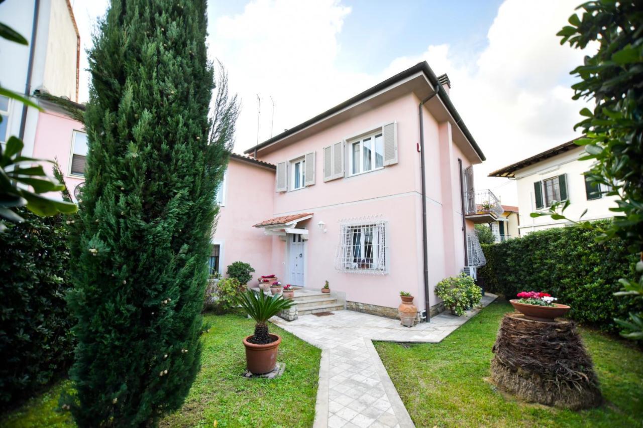 Il Villino Di Monic Pisa Centro Villa Bagian luar foto